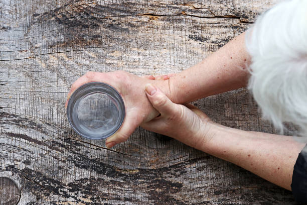 治療帕金森病的方案有那5大種？目前干細(xì)胞治療帕金森病前景如何？