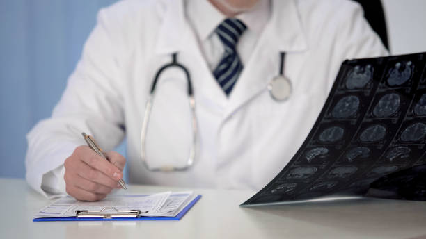 神經干細胞移植治療10例嚴重腦外傷患者的安全性評估